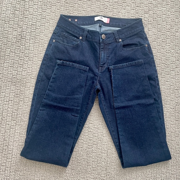 cabi Dark Curvy Skinny Jeans #3041, 6, EUC - Picture 3 of 8